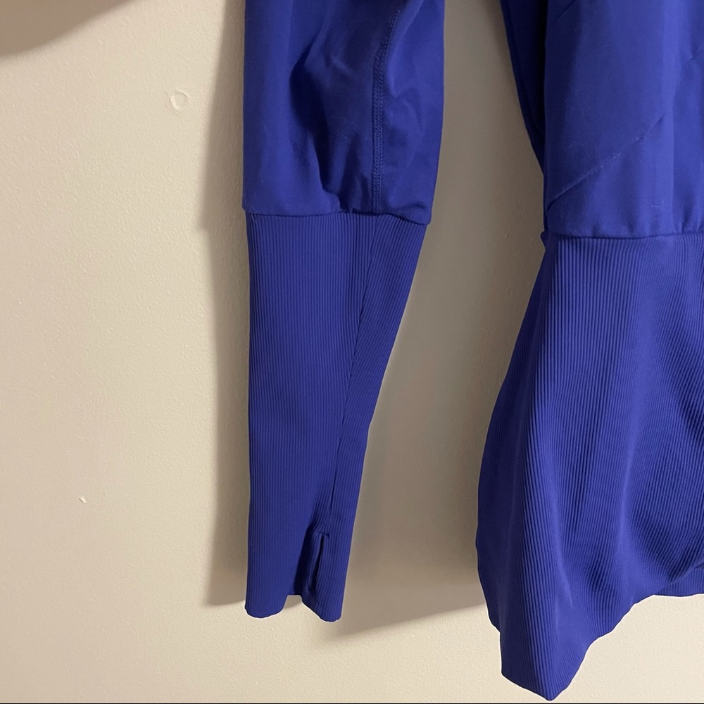 RARE Lululemon Blue Hooded Jacket - Picture 3 of 7